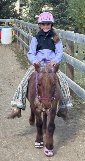 Smiles and sparkly Pony Shoes